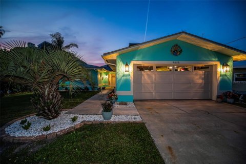 Casa en venta en Tarpon Springs, Florida, 3 dormitorios, 288.28 m2 № 2216929 - foto 12