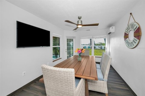 Casa en venta en Tarpon Springs, Florida, 3 dormitorios, 288.28 m2 № 2216929 - foto 24