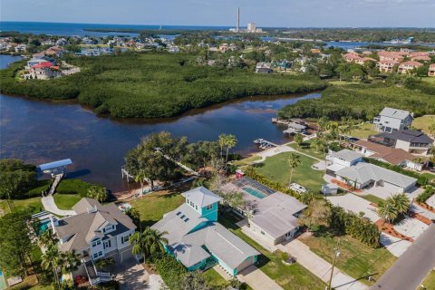 Casa en venta en Tarpon Springs, Florida, 3 dormitorios, 288.28 m2 № 2216929 - foto 7
