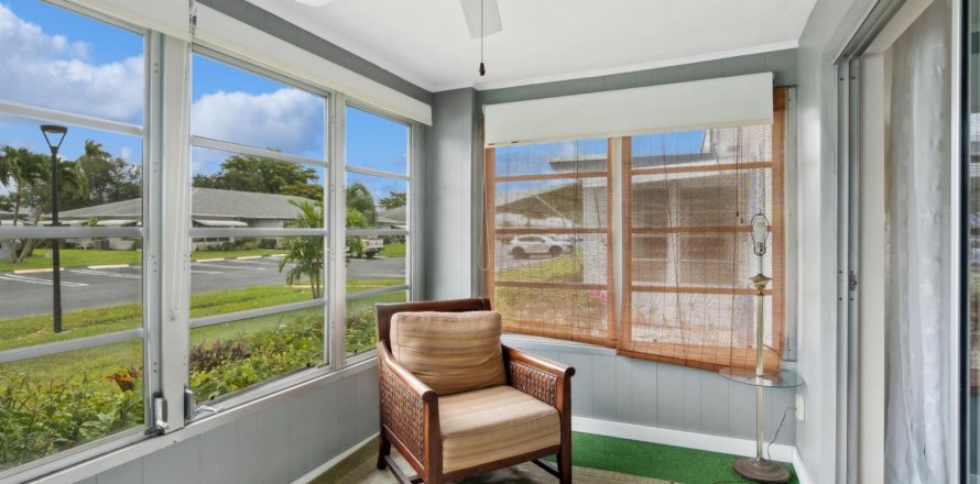 House in Delray Beach, Florida 1 bedroom, 100.33 sq.m. № 1209149
