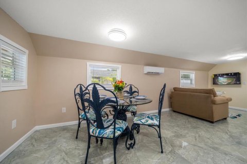 Villa ou maison à vendre à Largo, Floride: 1 chambre, 56.3 m2 № 1917085 - photo 7