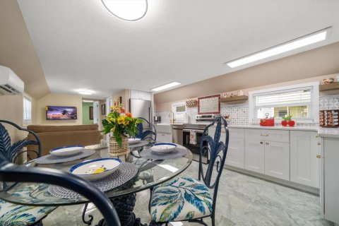 Villa ou maison à vendre à Largo, Floride: 1 chambre, 56.3 m2 № 1917085 - photo 6