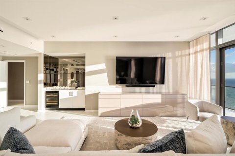 Condominio en venta en Pompano Beach, Florida, 4 dormitorios, 429.95 m2 № 2146614 - foto 16