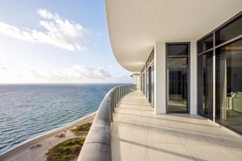 Condominio en venta en Pompano Beach, Florida, 4 dormitorios, 429.95 m2 № 2146614 - foto 23