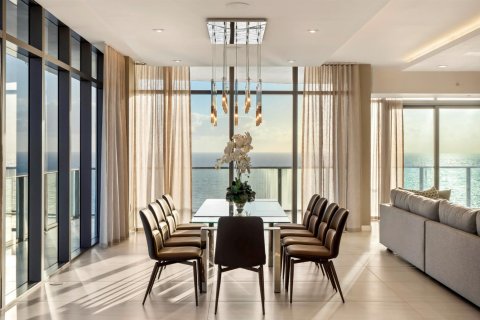 Condominio en venta en Pompano Beach, Florida, 4 dormitorios, 429.95 m2 № 2146614 - foto 10