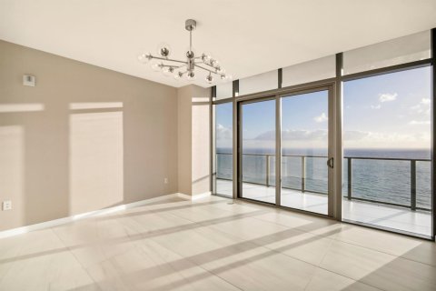 Condominio en venta en Pompano Beach, Florida, 4 dormitorios, 429.95 m2 № 2146614 - foto 25