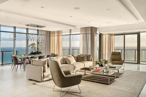 Condominio en Pompano Beach, Florida, 4 dormitorios  № 2146614