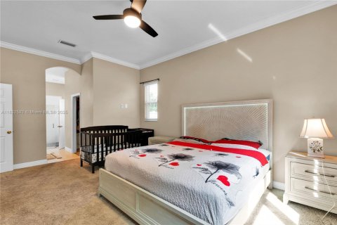 Снять в аренду виллу или дом в Киссимми, Флорида 4 спальни, № 1935483 - фото 14