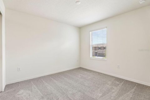 Townhouse in Lake Wales, Florida 3 bedrooms, 144.65 sq.m. № 2379413 - photo 11