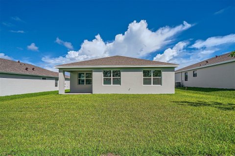 House in Jensen Beach, Florida 3 bedrooms, 155.33 sq.m. № 614404 - photo 1