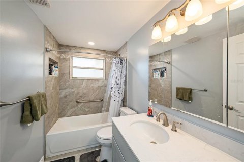 Casa en venta en Port Richey, Florida, 2 dormitorios, 120.4 m2 № 1615215 - foto 19