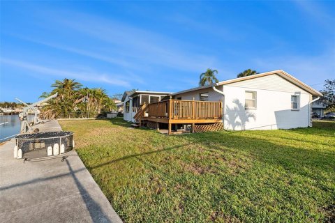 Casa en venta en Port Richey, Florida, 2 dormitorios, 120.4 m2 № 1615215 - foto 28