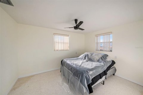 Casa en venta en Port Richey, Florida, 2 dormitorios, 120.4 m2 № 1615215 - foto 20