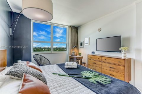 Copropriété à vendre à Miami, Floride: 1 chambre, 70.7 m2 № 2384744 - photo 3