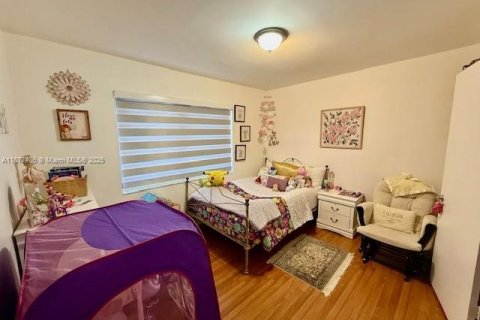 Снять в аренду виллу или дом в Майами, Флорида 4 спальни, 223.43м2, № 1920492 - фото 9