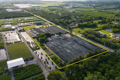 Propiedad comercial en venta en Homestead, Florida № 2154347 - foto 6