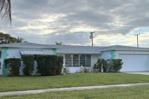 Casa en Hollywood, Florida 2 dormitorios, 159.23 m2 № 2084495