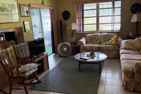 Casa en venta en Hollywood, Florida, 2 dormitorios, 159.23 m2 № 2084495 - foto 3