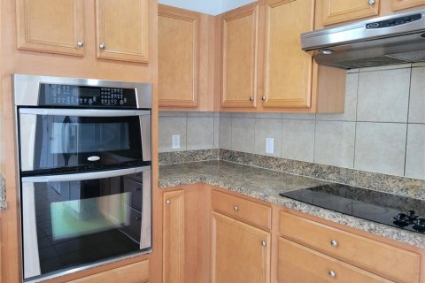 House in Kissimmee, Florida 3 bedrooms, 177.91 sq.m. № 1602065 - photo 15