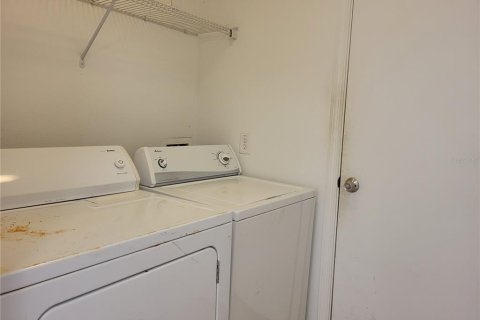 House in Kissimmee, Florida 3 bedrooms, 177.91 sq.m. № 1602065 - photo 24