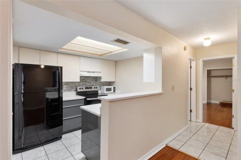 Touwnhouse à vendre à Gainesville, Floride: 2 chambres, 102.75 m2 № 1853823 - photo 9