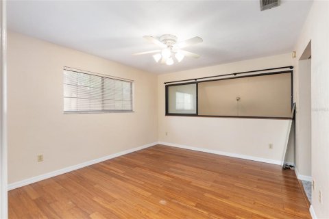 Touwnhouse à vendre à Gainesville, Floride: 2 chambres, 102.75 m2 № 1853823 - photo 23