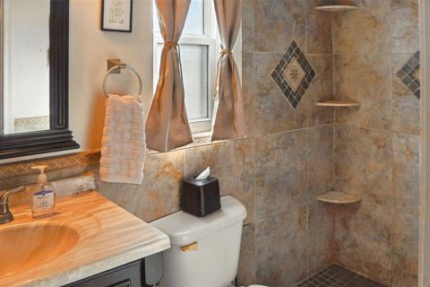 Casa en venta en Orlando, Florida, 3 dormitorios, 124.02 m2 № 1907773 - foto 16