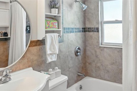 Casa en venta en Orlando, Florida, 3 dormitorios, 124.02 m2 № 1907773 - foto 11
