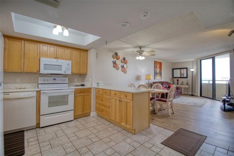Condo in Hudson, Florida, 1 bedroom  № 1534470 - photo 22