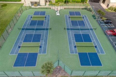 Condo in Hudson, Florida, 1 bedroom  № 1534470 - photo 15