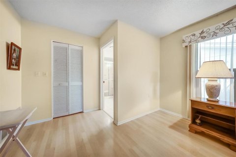 House in Port Richey, Florida 2 bedrooms, 118.36 sq.m. № 1717987 - photo 26