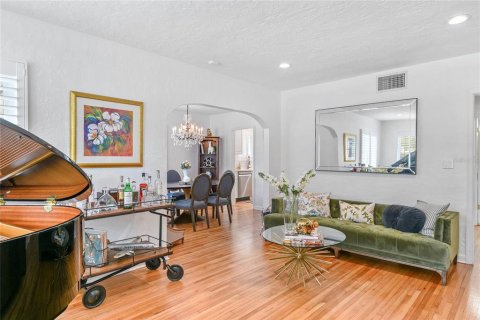 Villa ou maison à vendre à Orlando, Floride: 3 chambres, 218.23 m2 № 2299499 - photo 9