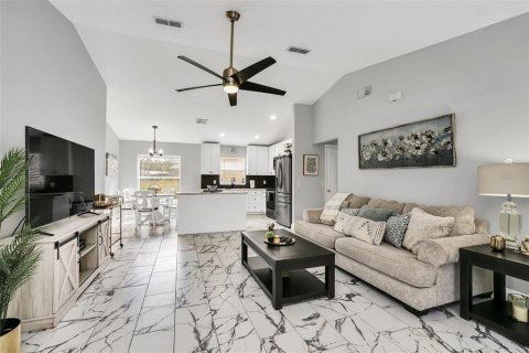 Casa en alquiler en Davenport, Florida, 4 dormitorios, 154.68 m2 № 1870265 - foto 17