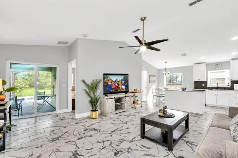 Casa en alquiler en Davenport, Florida, 4 dormitorios, 154.68 m2 № 1870265 - foto 15