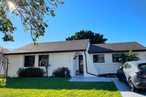 Villa ou maison à vendre à Miami, Floride: 3 chambres, 105.91 m2 № 1923243 - photo 1