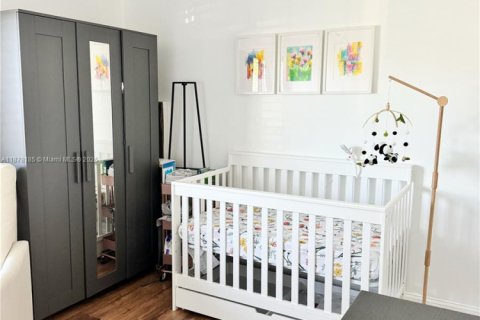 Villa ou maison à vendre à Miami, Floride: 3 chambres, 105.91 m2 № 1923243 - photo 8