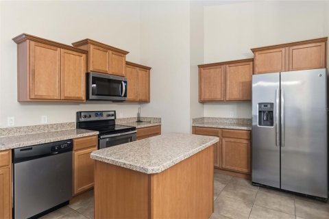 House in Kissimmee, Florida 4 bedrooms, 202.9 sq.m. № 2207136 - photo 13