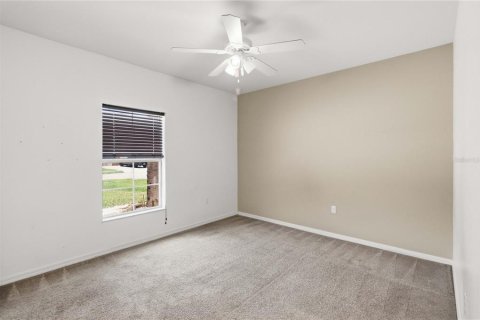 House in Kissimmee, Florida 4 bedrooms, 202.9 sq.m. № 2207136 - photo 27