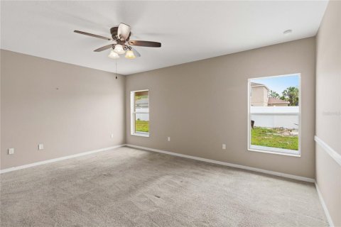 House in Kissimmee, Florida 4 bedrooms, 202.9 sq.m. № 2207136 - photo 20