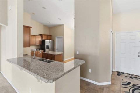 House in Kissimmee, Florida 4 bedrooms, 202.9 sq.m. № 2207136 - photo 11
