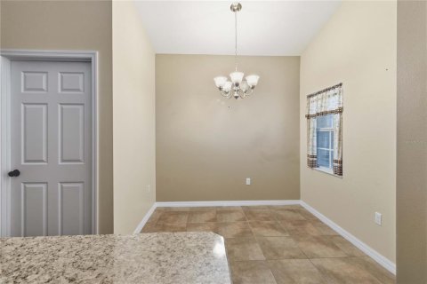 House in Kissimmee, Florida 4 bedrooms, 202.9 sq.m. № 2207136 - photo 18