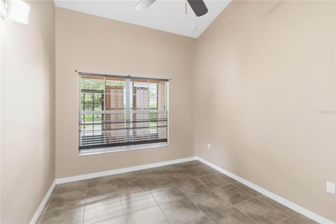House in Kissimmee, Florida 4 bedrooms, 202.9 sq.m. № 2207136 - photo 25