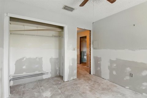 Condominio en venta en Saint Petersburg, Florida, 2 dormitorios, 91.04 m2 № 1717467 - foto 22