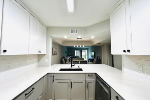 Condo in Boca Raton, Florida, 2 bedrooms № 2146154 - photo 8