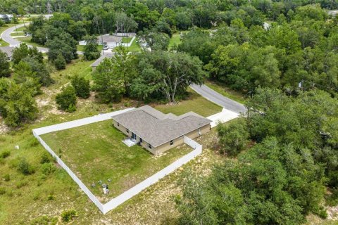 Villa ou maison à vendre à Ocklawaha, Floride: 4 chambres, 162.76 m2 № 1911585 - photo 28