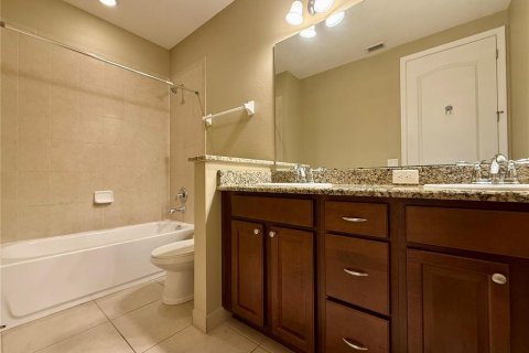 Touwnhouse à louer à Orlando, Floride: 4 chambres, 191.29 m2 № 2425302 - photo 16