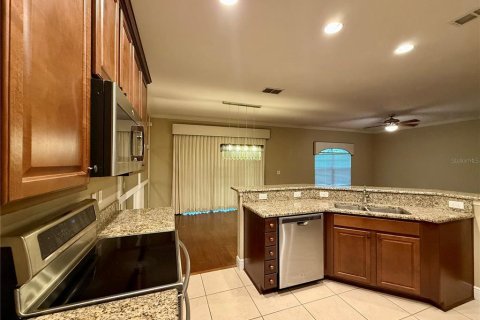 Touwnhouse à louer à Orlando, Floride: 4 chambres, 191.29 m2 № 2425302 - photo 8