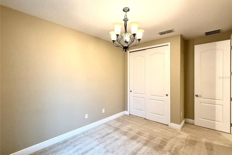 Touwnhouse à louer à Orlando, Floride: 4 chambres, 191.29 m2 № 2425302 - photo 19