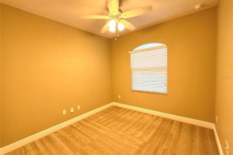 Touwnhouse à louer à Orlando, Floride: 4 chambres, 191.29 m2 № 2425302 - photo 14