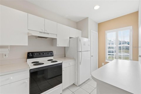 Touwnhouse à louer à Orlando, Floride: 2 chambres, 97.83 m2 № 2411517 - photo 5